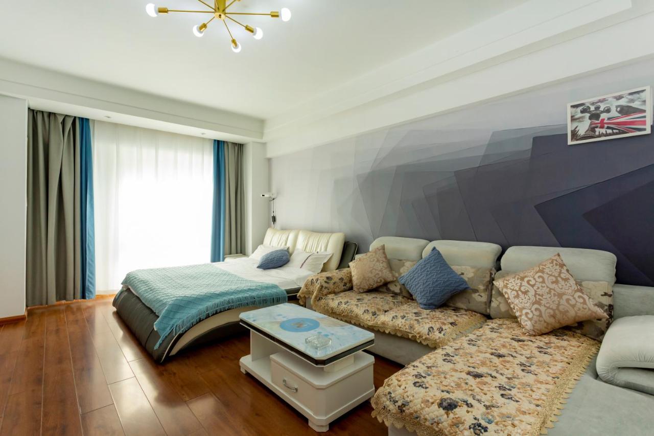 Dalian Hong XI Yuan Apartment Wanda Plaza Esterno foto